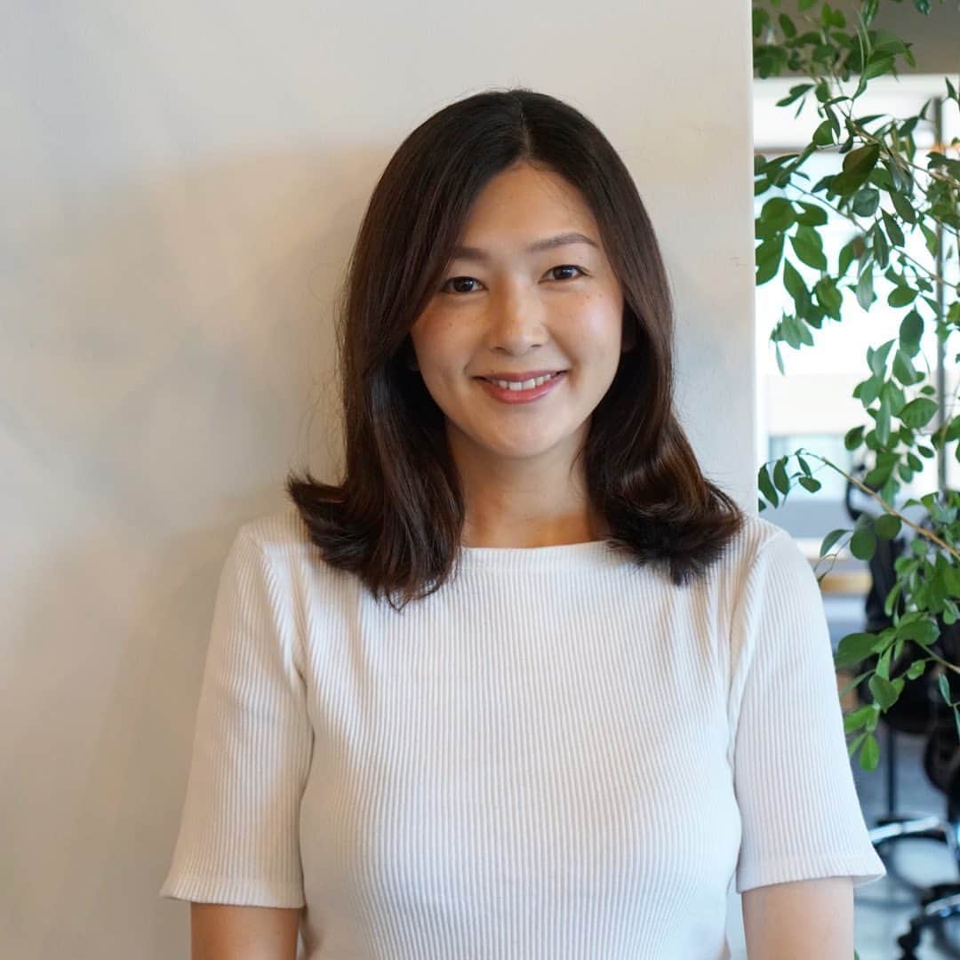 岩上陽子のインスタグラム：「38歳になりました🤓* * 体力と気力をいかに奮い立たせていくかみたいになってきてて・・ 誕生日ディナーは焼肉。 好きな言葉は「希少部位」です笑🐂* * そしていつもありがとう🤗* * #nofilter  #誕生日 #38歳 * * #mamalife#ママライフ#子育てママ#育児奮闘中#子育て中#育児中#ノーフィルター#ママモデル#岩上陽子#ナチュラルメイク#アラフォー#アラフォーママ#ママコーデ#0歳児ママ#6歳児ママ#1982年生まれ#赤ちゃんのいる生活#赤ちゃんのいる暮らし」