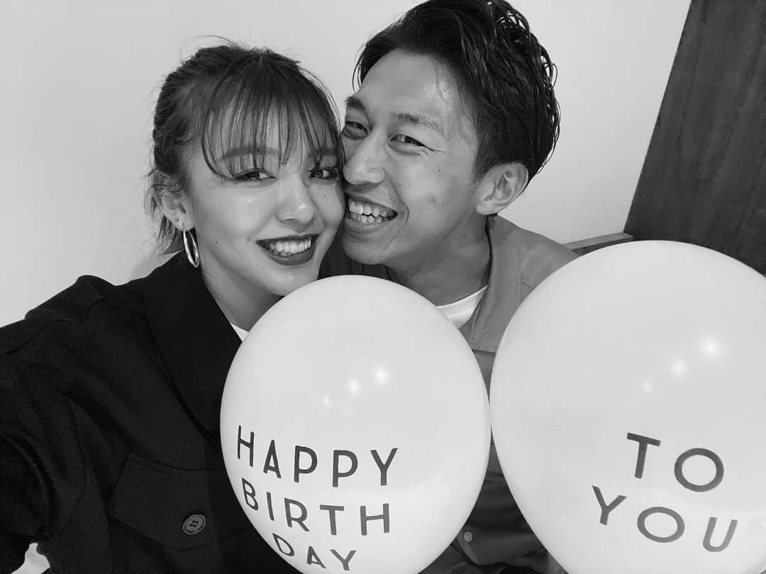近藤沙良さんのインスタグラム写真 - (近藤沙良Instagram)「. . こんなに優しくて、かっこよくて、個人的にね！😂 びっくりするくらい器が広くて、 そんな人がさらの隣にいてくれてることに 写真見るたびに感謝🦋 #hs_gram#pairlove #祝うってしあわせ #ギフトモールフォトコンテスト応募」6月8日 23時13分 - saaara57