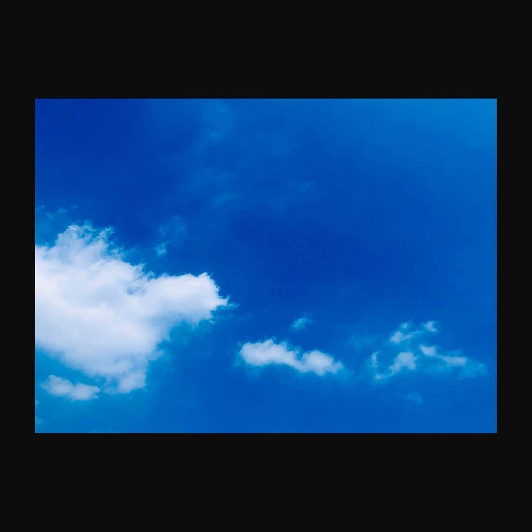 近藤頌利さんのインスタグラム写真 - (近藤頌利Instagram)「今日、青空の下、仕事。  早くもっと動きたい  #青空 #近藤頌利 #しょりすたぐらむ」6月8日 23時15分 - shori_kondo412