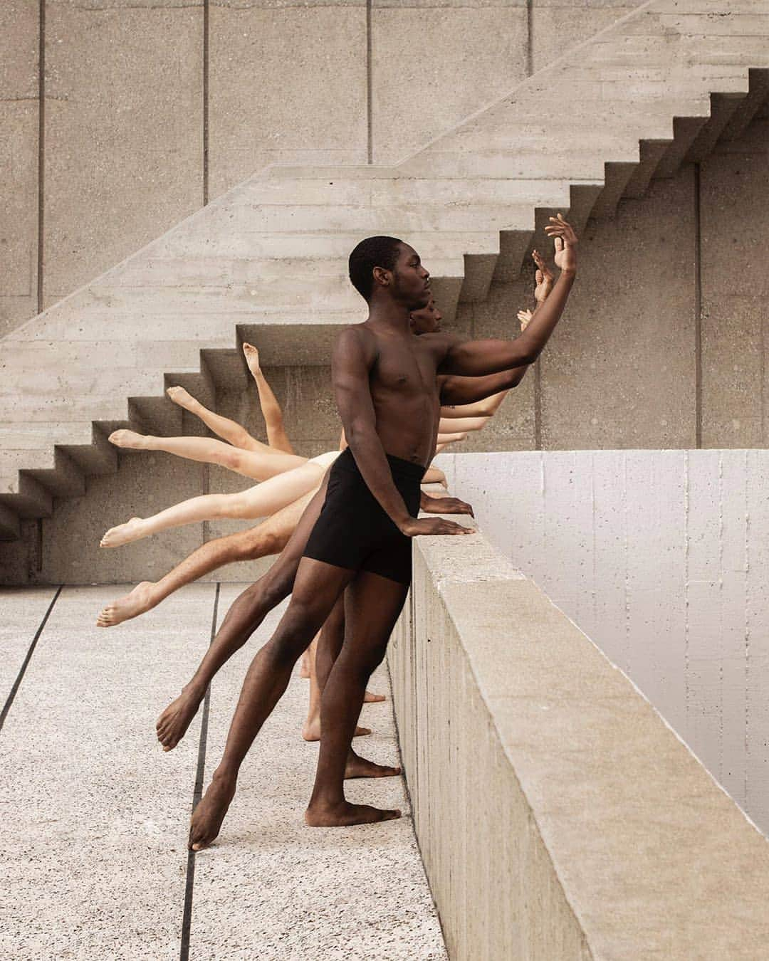 Nature|Folk|Portrait|Videoのインスタグラム：「━━━━━━━━━━━━━━━━━━━ Photo by  @robwoodcoxphoto Dancers: @taylorgagliano @kathcheng @cailyn_r @madalineriley @derekschiesel @lorenzoedwards1111 @matthewgibbs_et Production/Location: @vinnybalbo @vogueportugal @sofia.slucas  Congratulations!  Selection by  @unsalsicilli ━━━━━━━━━━━━━━━━━━━ Team #ig_mood Founder @humanistagram ━━━━━━━━━━━━━━━━━━━ #portraitmood」