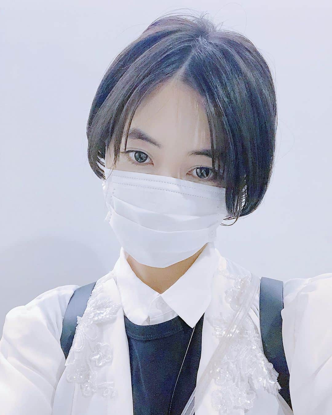 木村仁美のインスタグラム：「new ✂︎ ✂︎ chami style バッサリと切ったのです◎すっきり！」