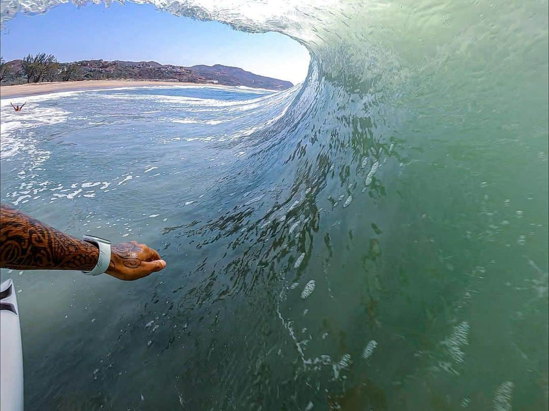 フィリッペ・トレドさんのインスタグラム写真 - (フィリッペ・トレドInstagram)「#worldoceansday  Frame: @gopro」6月9日 1時40分 - filipetoledo