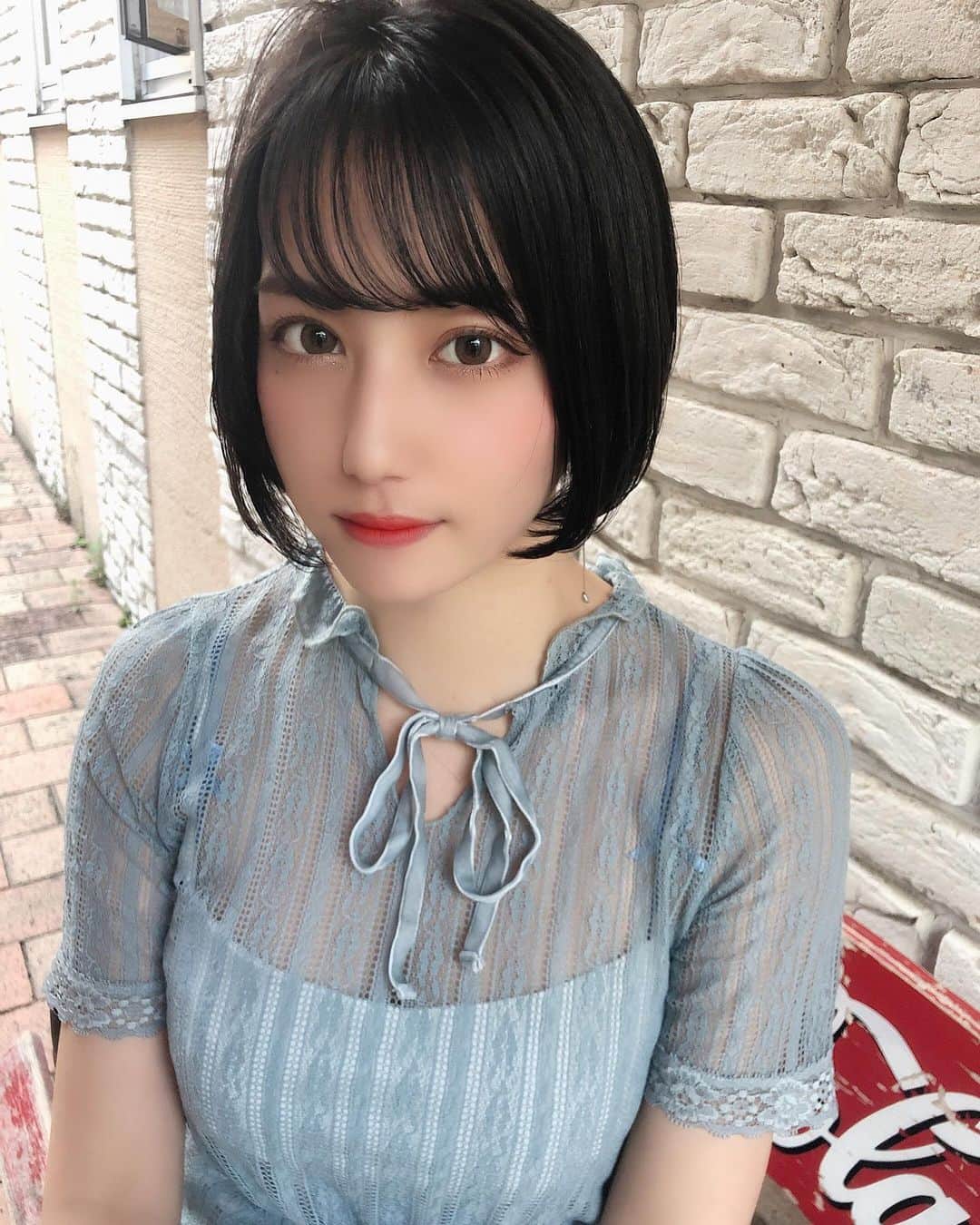 みつきさんのインスタグラム写真 - (みつきInstagram)「. . また切っちゃった✂️ こんな短いの久しぶり🥺❕ 今日は美容day💫💫 . . . . .  #burlesquetokyo #burlesque #バーレスク東京 #バーレスクみつき #スーパーバーレスク #partyon #パリオン #六本木 #Roppongi #ショータイム #show dancer #ダンス #dancer #ポールダンス #シャンパン #シャンパンガール #歌 #singer #水着 #かわいい #ショートボブ #イメチェン #パープルグレー #ショート女子 #美容day #清楚系 #美容室 #カラー #follw #follwme」6月9日 1時59分 - omitu412