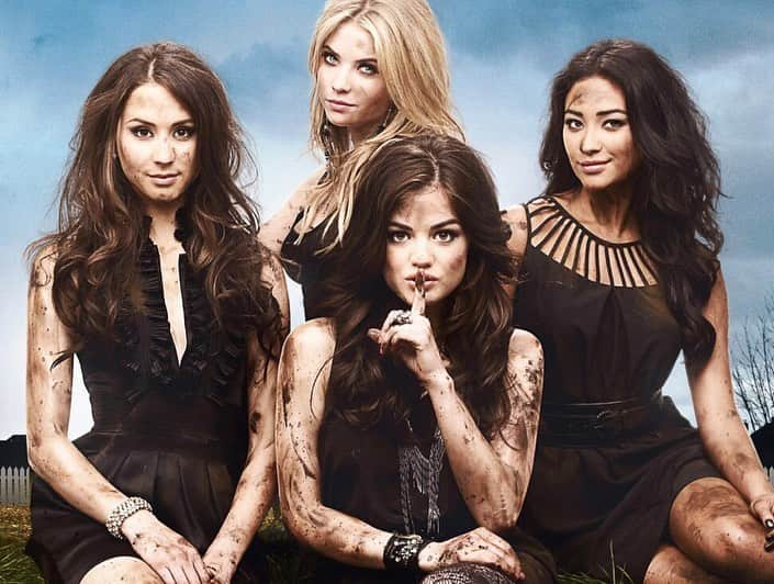 ブレンダン・ロビンソンさんのインスタグラム写真 - (ブレンダン・ロビンソンInstagram)「Can’t believe #PrettyLittleLiars premiered 10 YEARS AGO, TODAY!  Where has the time gone?!?! So grateful for this amazing time in my life ❤️ . . #PLL #10years #flashback #blastfromthepast」6月9日 2時37分 - brendanrobinson