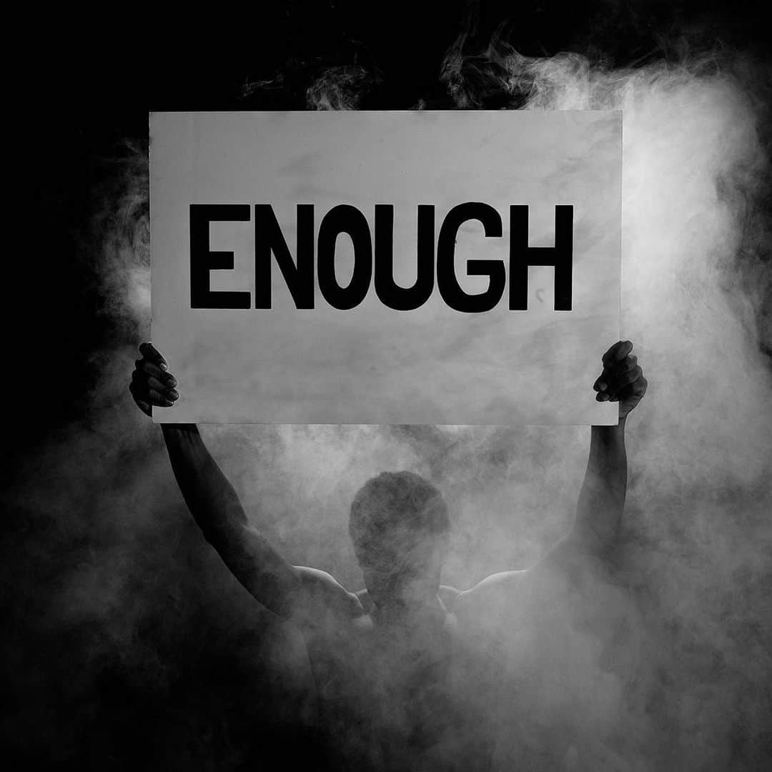 タイラー・シールズのインスタグラム：「Enough, hatred, racism, violence, murder, brutality, fear, death. I could go on and on but it’s very simple. Enough is Enough.」