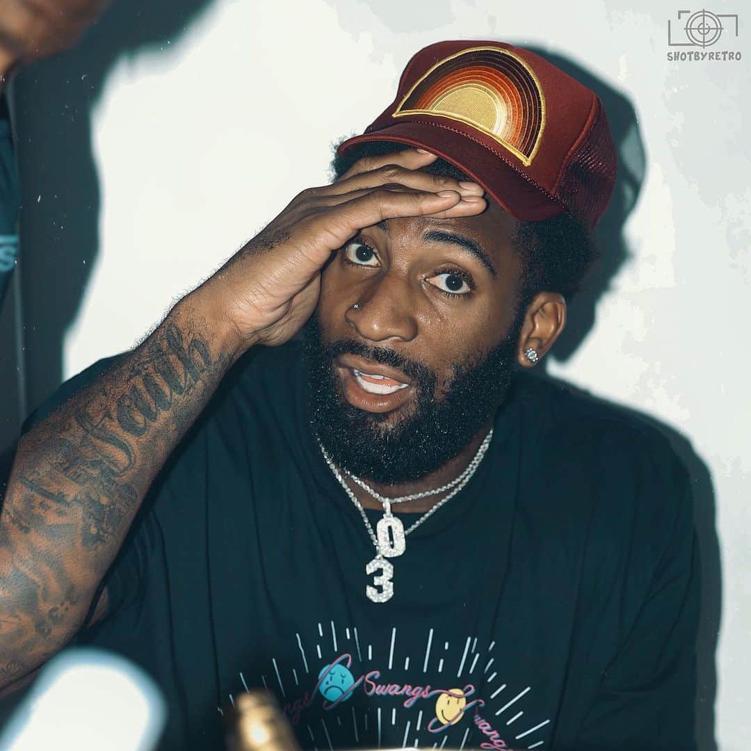 アンドレ・ドラモンドのインスタグラム：「Caption this ! Funniest one gets $100」