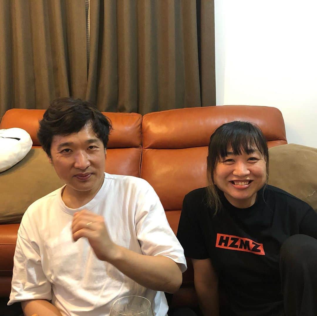 南海キャンディーズ【公式】のインスタグラム：「昨日、相方が初めて家来たーー！！！笑」