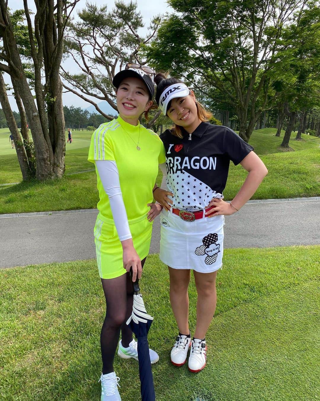稲葉七海のインスタグラム：「らぶぱっちょ😘😘😘 ・ ・ #ゴルフ#golf#골프#高尔夫#白金台女子ゴルフ部 #白女#shirojyo#撮影#収録#朝霧カントリークラブ#静岡#朝霧#ダンスウィズドラゴン#dancewithdragon#yamaha#yamahagolf」