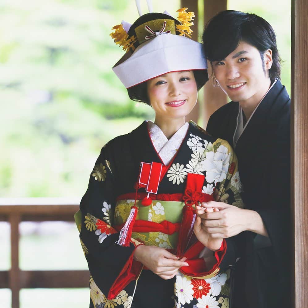 CLAIREのインスタグラム：「何年たっても色あせない、和装結婚写真✨ ・ @clairebridalstudio」