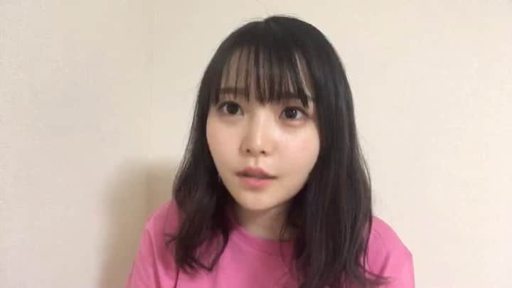 麻倉もものインスタグラム：「私のイチオシグッズ(●･▽･●) 欲しくてグッズで作ってもらっちゃった😆  写真集ぐらいでしか前髪あげた事ないんだけど…眉をちゃんと綺麗に描かなきゃってなったよね😂 前髪分けてる人ってすごいなあ…(*・〜・*) #Agapanthus #ライブグッズ #もちょ10 #麻倉もも #オンラインもちょ」