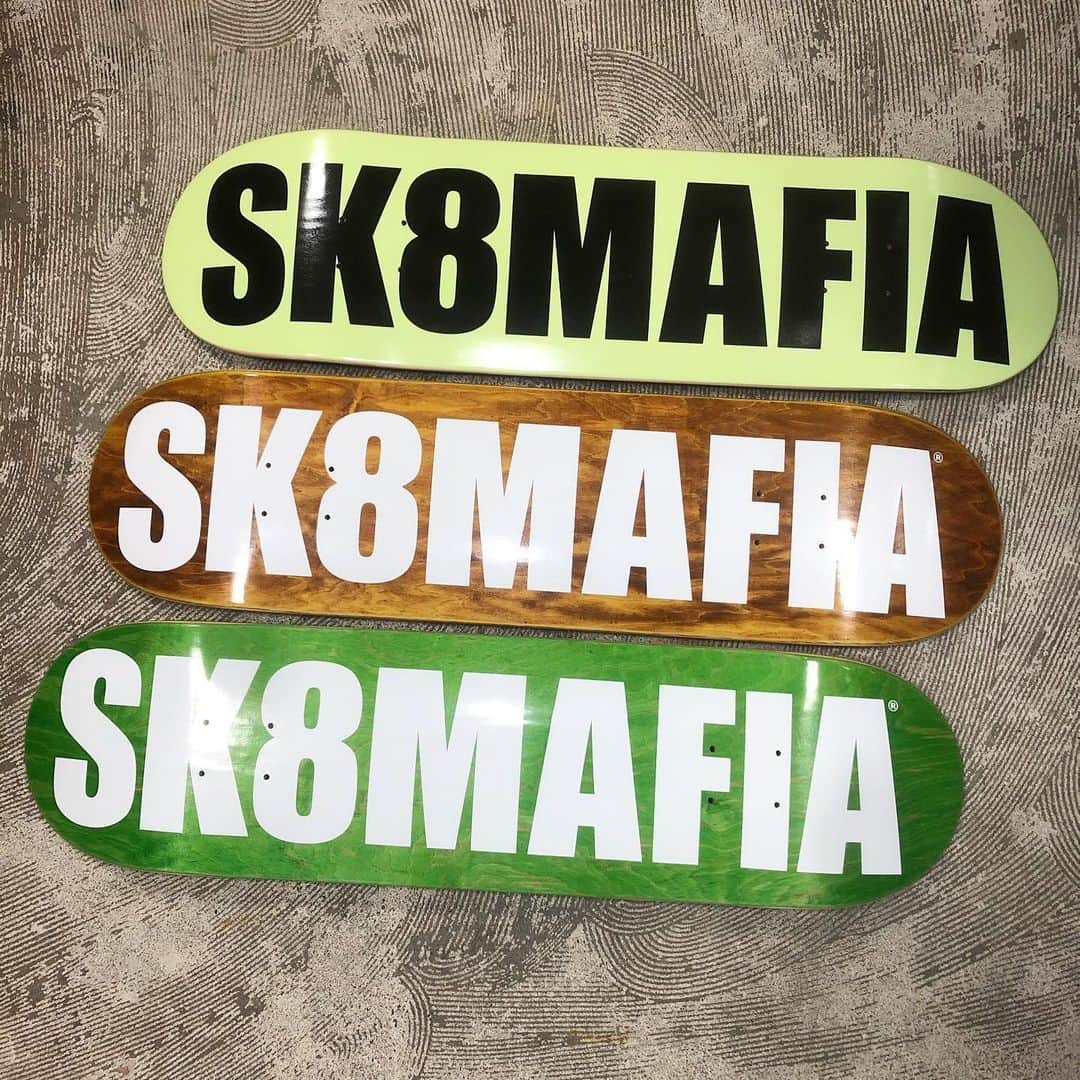 スケートボードのカリフォルニアストリートさんのインスタグラム写真 - (スケートボードのカリフォルニアストリートInstagram)「SK8MAFIA からデッキが入荷❗️ 今回は “OG LOGO” と “HOUSE LOGO” のチームシリーズが新しいカラーでリニューアル👀Wes Kremer, Marshall Heath, Jimmy Cao と Javier Sarmiento のプロモデルも入荷してます💪🏻 @sk8mafia #sk8mafia #skateboard #skateboarding #skater #カリフォルニアストリートスケーター #カリスト #スケートボード #スケボー #スケーター#californiastreet #calst」6月9日 14時13分 - california_street