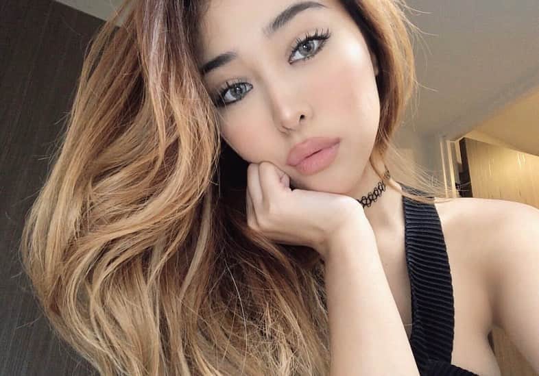 山田ひなののインスタグラム：「love me more than the 🌙」