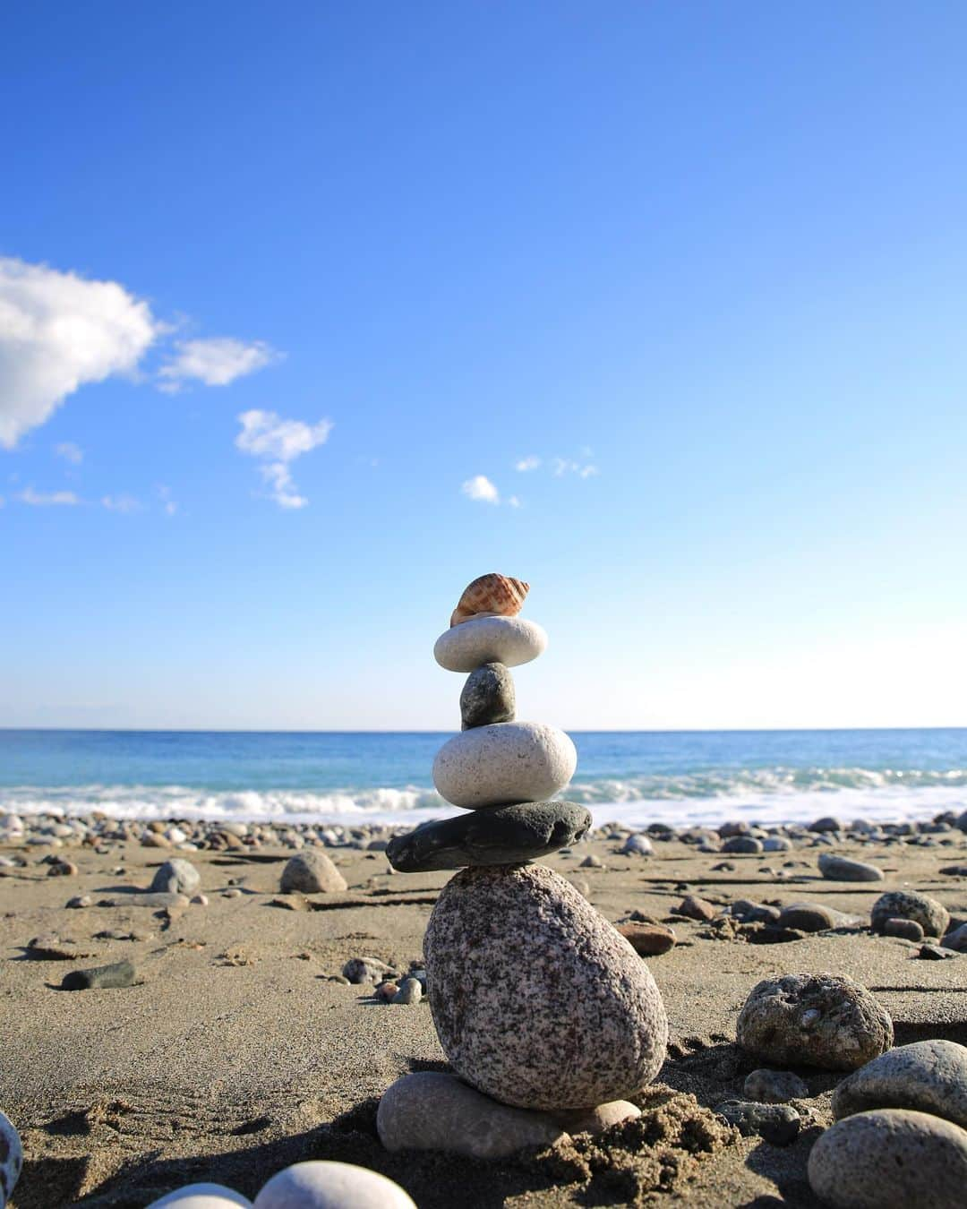 佐々木明さんのインスタグラム写真 - (佐々木明Instagram)「【balance】 それは軸 #balanceforbetter #stone #axis #canon #5dmark3」6月9日 7時49分 - akiraexploring