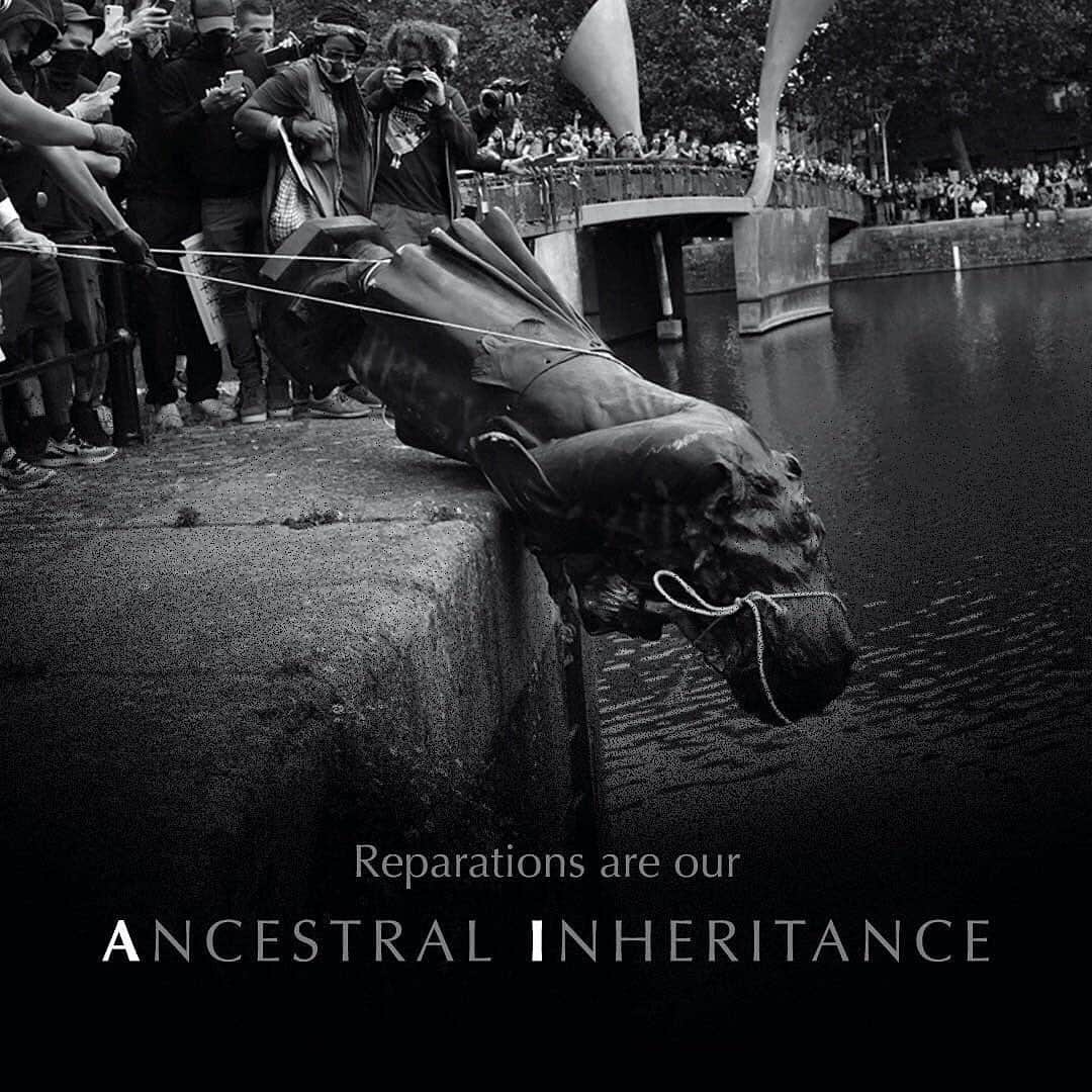 オズワルドボーテングのインスタグラム：「AI: Ancestral Inheritance  Edward Colston was part of a system that enslaved millions of African people he violently trafficked 84,000 Africans for money. 19,000 drowned in the Mid-Atlantic. With that cash he built the city of Bristol.  He doesn’t deserve the adulation of a statue. The fact that it was pulled down is a sign that the people have spoken and we will not allow symbols of oppression to exist amongst us.  It is poetic that the statue is now at the bottom of the sea.  The Right to Respect is our #AbsoluteIntegrity . The Right to Protest is our #AuthenticIdentity . Reparations are our #AncestralInheritance . #blm #blacklivesmatter #justicegreorgefloyd #reparations #enoughisenough」
