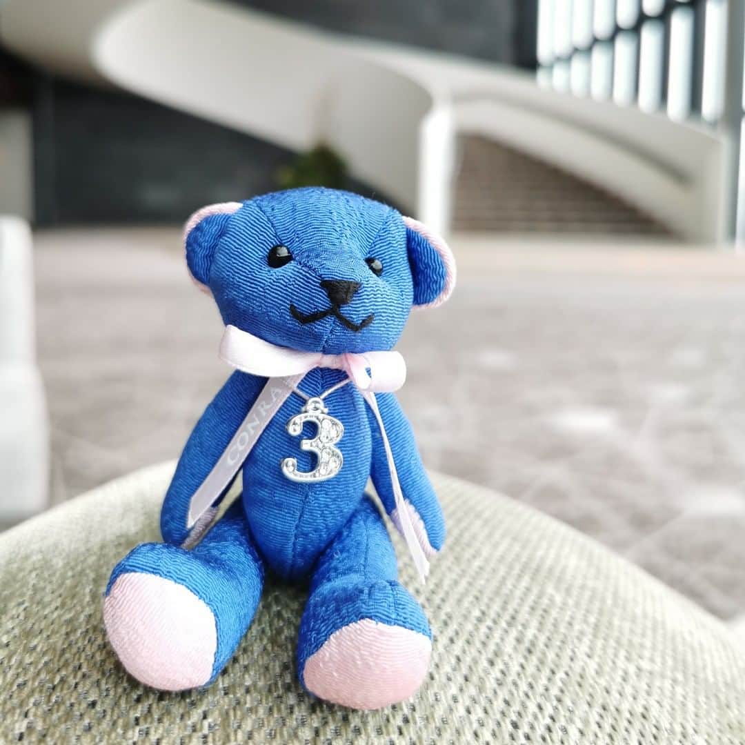Conrad Tokyoのインスタグラム：「コンラッド大阪は、本日で開業3周年。Congratulations!! Conrad Osaka is celebrating their third anniversary today.」