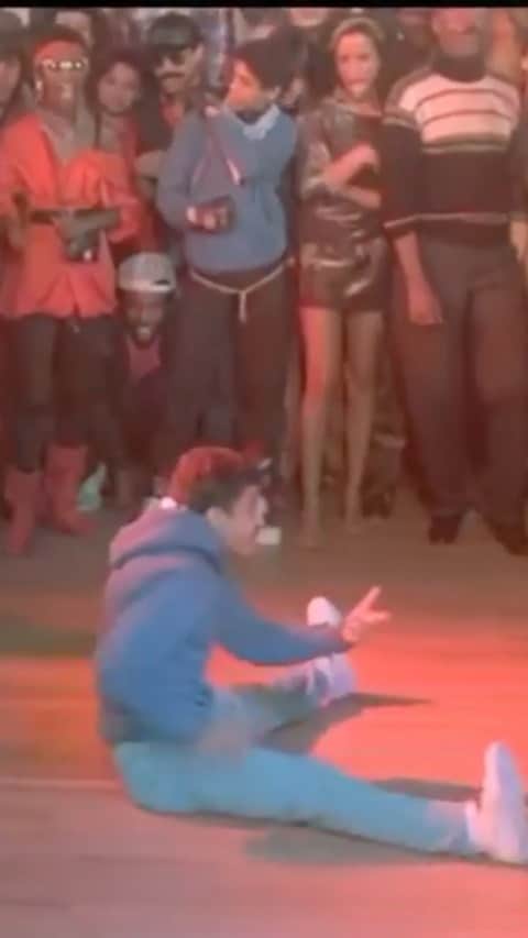 osgemeosのインスタグラム：「Há 36 anos atrás , este filme mudou nossas vidas !!! Viva o #hiphop thanks to : @originaldjjazzyjay #iceyice @rocksteadycrew1977 @arthurhbaker @afrika_bambaataa_official @dozegreen @realkenswift @crazylegsbx @powerfulpex @bigchinoaction @mrwavedance #ripbuck4 #ripkuriaki #fliprock #nycitybreakers #ripglidemaster #kidnice #lillep #babylove @theharrybelafonte  #furiousfive #magnificentforce #brendakstarr #tinab #threacherousthree @michaelholman101 #usgirls @iammcsharock @1lisalee @therealdougefresh @kooldjherc @mellemelglover @beat_street_lee @popmasterfabel123 @marthacoopergram  @mrwigglesrsc @therealkoolmoedee」