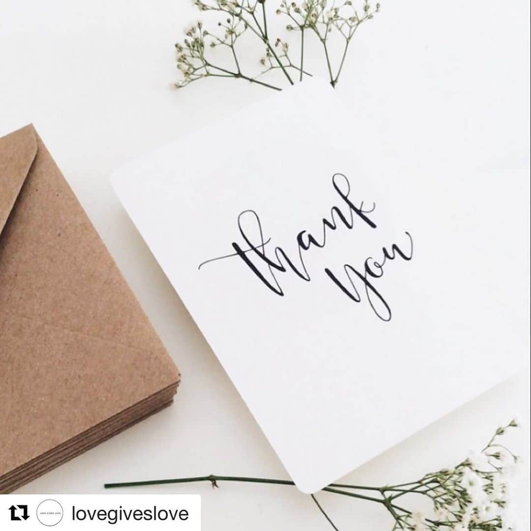 のインスタグラム：「ありがとうございました〜❤️❤️❤️❤️❤️❤️ #Repost @lovegiveslove with @get_repost ・・・ 沢山のご予約ありがとうございました🙏🏾 今回のご予約のお届けは7月下旬発送になります。 また、多数お問い合わせ頂いております、 次回の予約販売に関しましての情報は随時Instagramにて告知させて頂きます🌿 また、詳細メールにつきまして、自動送信されるメールの送信元アドレスはnoreply@thebase.in です。 迷惑メールフォルダに振り分けることもありますので、全てのフォルダをご確認ください。また、携帯電話のメールアドレスをご利用の場合、迷惑メールフィルタ機能により、弊社から送信したメールが自動的に受信拒否されている可能性があります。noreply@thebase.in をメールアドレス指定受信、もしくは、thebase.in をドメイン指定受信に設定いただくようお願いします。 万が一メールが届かない場合はこちらのDMにてご一報下さいませ。  @rikaco_official  @lovegiveslove #organicskincareproducts💋  #beautiful  #❤️#rikaco_fashion」