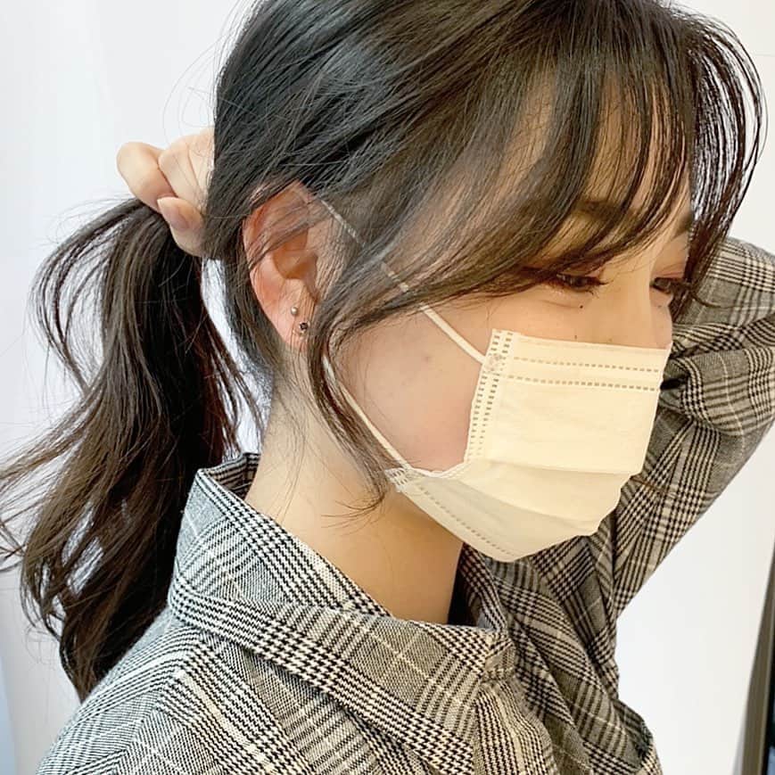 原涼香のインスタグラム：「『 𝐅𝐚𝐜𝐞 𝐚𝐫𝐞𝐚 𝐜𝐮𝐭 』 あるとないとじゃ大違い、 一人一人に合わせた顔まわり🖤 ㅤㅤㅤㅤㅤㅤㅤㅤㅤㅤㅤㅤㅤ」