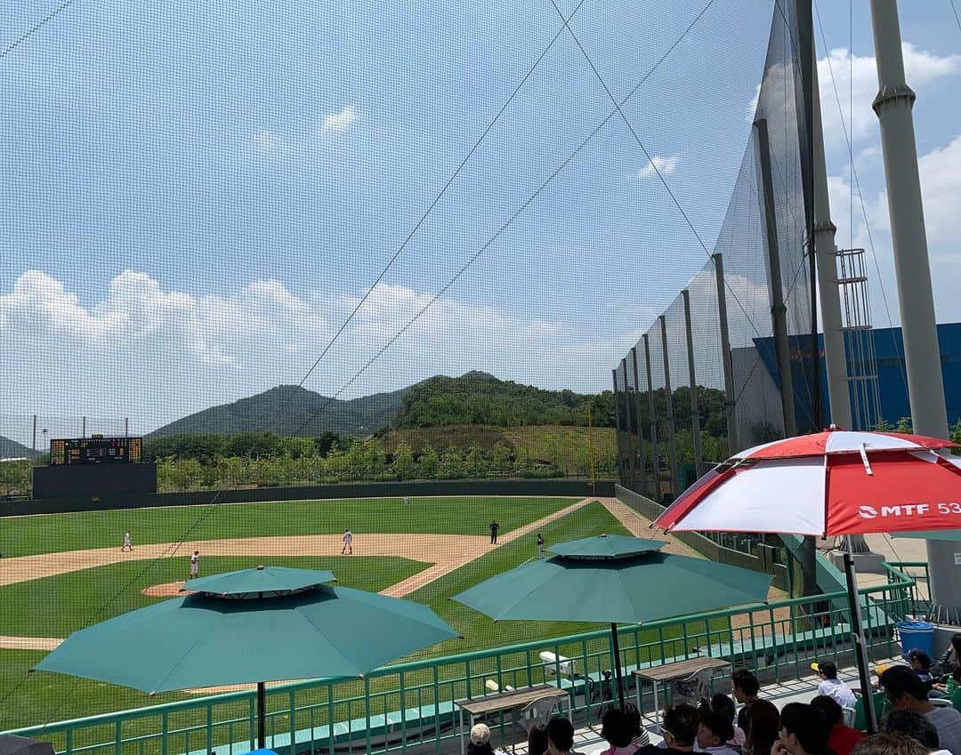 上杉あずささんのインスタグラム写真 - (上杉あずさInstagram)「. 去年の今頃は #韓国遠征 ⚾️🇰🇷 今年も行きたいなぁと考えてたから残念ですが、またチャンスがあれば韓国や台湾、様々な国の #野球 #ベースボール に触れてみたいな。 #Korea #koreanbaseball #baseball #travel #韓国 #日本 #flight #skwyverns #farm #stadium #sbhawks #fukuoka #softbankhawks #games #watching #withmyfriends #taxi #challenge #worldbaseball #visit」6月9日 12時35分 - azumacks