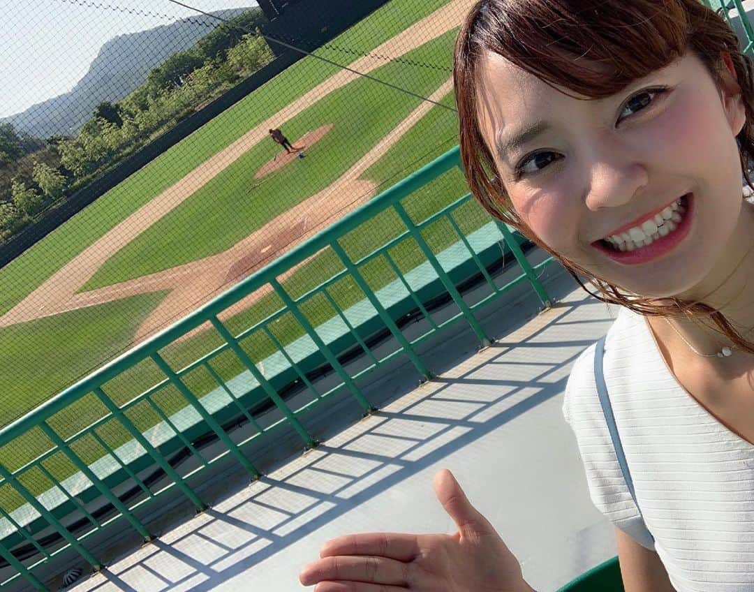 上杉あずさのインスタグラム：「. 去年の今頃は #韓国遠征 ⚾️🇰🇷 今年も行きたいなぁと考えてたから残念ですが、またチャンスがあれば韓国や台湾、様々な国の #野球 #ベースボール に触れてみたいな。 #Korea #koreanbaseball #baseball #travel #韓国 #日本 #flight #skwyverns #farm #stadium #sbhawks #fukuoka #softbankhawks #games #watching #withmyfriends #taxi #challenge #worldbaseball #visit」