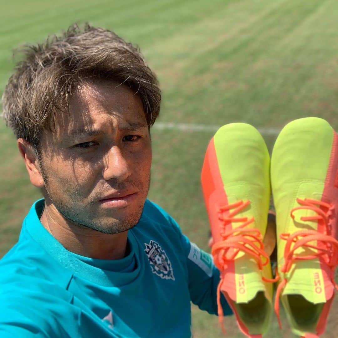 のインスタグラム：「New Color!! 再開に向けてRISE PACKと共に頑張ります💪💪 #ライズアップ #STRONGERTOGETHER #PUMA #PUMAFOOTBALL @pumafootball_jp @pumajapan」