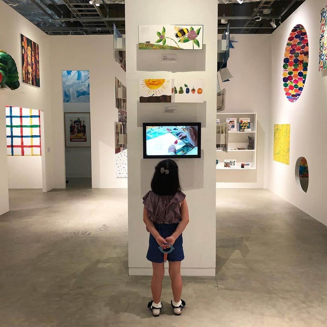 甲斐みのりさんのインスタグラム写真 - (甲斐みのりInstagram)「「PLAY! MUSEUM」の常設展は 「エリック・カール あそぶための本」。 カフェのメニューも絵本のように夢がある！  #playmuseum  #エリックカール #喫茶喫茶喫茶」6月9日 23時35分 - minori_loule