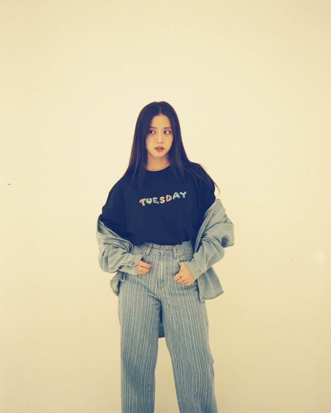 ジスさんのインスタグラム写真 - (ジスInstagram)「필름 사진 나오고 화요일 기다렸다 😎」6月9日 14時49分 - sooyaaa__