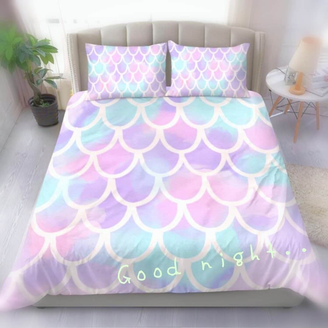 Moco Lima Hawaiiさんのインスタグラム写真 - (Moco Lima HawaiiInstagram)「New* MLH Bedding Set  モコリマハワイ オリジナルベッドカバーセット♡ 近日中に販売開始です。  #goodnight#goingtobed#sleep#sweetdream#micolimahawaii#original#bedding#beddingset#mermaid#bedroom#night#nighttime#relax#モコリマハワイ#オリジナル#ベッドカバー#ベッドルーム#リラックス#夜#おやすみ#また明日#ハワイ#海外起業#女性起業家#ハワイ好きと繋がりたい」6月9日 16時21分 - mocolimahawaii