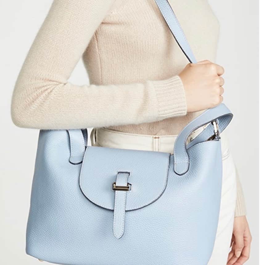 のインスタグラム：「5 ways to wear your Thela bag • shop the spring sale to get your versatile bag • 🦋🦋🦋🦋🦋 #t #bag #thelabag #g #melimelo」