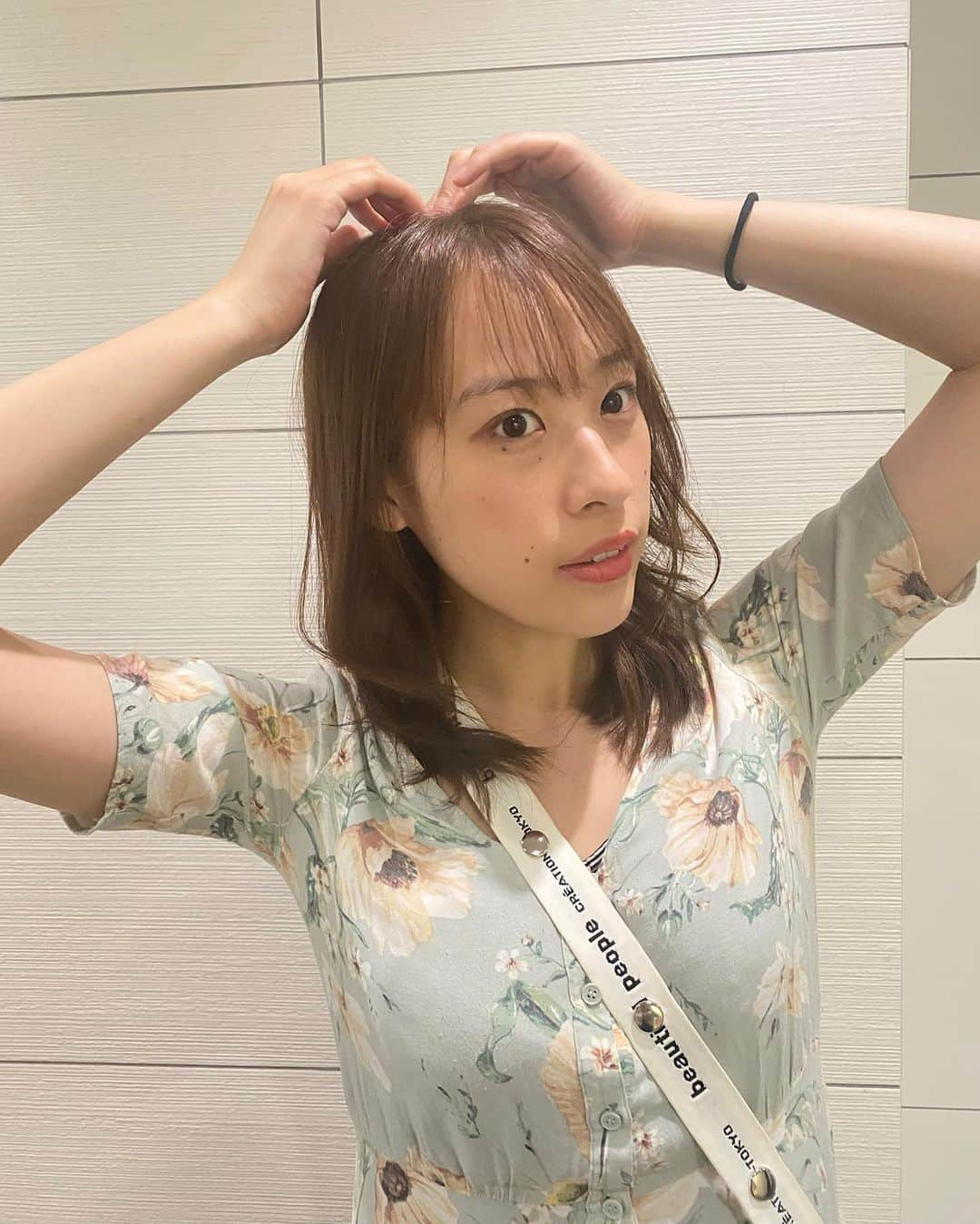 宮島小百合さんのインスタグラム写真 - (宮島小百合Instagram)「#instagram  #instagood  #instafashion 🌈🌈🌈 #無加工 #前髪薄め #ランチ」6月9日 17時32分 - sayuri_kakaka