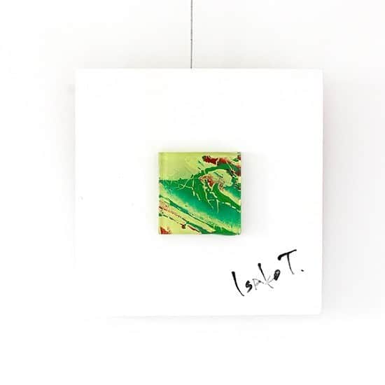 comb de shioさんのインスタグラム写真 - (comb de shioInstagram)「爽やかな景色をガラスに閉じ込めて。 小さな作品で、ちょっとした空間にも飾りやすい作品です。  glass art works by Isako TODA  #ガラスアートパネル  #アートのある暮らし ------------------------﻿ 【作品リスト】﻿ ﻿ ■﻿ アートガラスパネル「green field」  オンラインショップ掲載中です。﻿ 画像のタグ🏷からリンクしてます﻿ ﻿ ﻿ #combdeshio﻿ #コムデシオガラス ﻿ #コムデシオ ﻿ #ガラス作家杜多一菜子﻿ #インテリアアートパネル﻿ #インテリア好きな人と繋がりたい﻿ #インテリアデザイン﻿ #おしゃれインテリア #インテリアアート #玄関インテリア #玄関飾り #壁掛けインテリア #おしゃれな部屋  #抽象画アート #抽象画 #寝室インテリア  #モダンアート ﻿ ﻿ #art #artistsoninstagram #artwork #abstract #abstractart #contemporaryart #modernart #artist  #interiorart #painting  #interiorartwork」6月9日 18時50分 - comb_de_shio