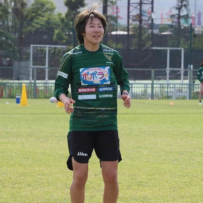 東京ヴェルディさんのインスタグラム写真 - (東京ヴェルディInstagram)「今週も元気に始まりました🏃‍♀️﻿ 夏の様な天気が続いていますが、1人1本マイボトルで水分補給もしっかりと行っています！﻿ ﻿ ﻿ #長谷川唯﻿ #伊藤彩羅﻿ #遠藤純﻿ #土光真代﻿ #西村清花﻿ #山下杏也加﻿ #原衣吹﻿ #松田紫野﻿ #菅野奏音﻿ #宮澤ひなた﻿ #beleza﻿ #ベレーザ #日テレベレーザ #日テレ東京ヴェルディベレーザ #東京 #tokyo」6月9日 19時31分 - tokyo_verdy