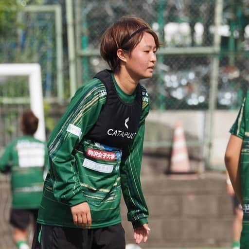 東京ヴェルディさんのインスタグラム写真 - (東京ヴェルディInstagram)「今週も元気に始まりました🏃‍♀️﻿ 夏の様な天気が続いていますが、1人1本マイボトルで水分補給もしっかりと行っています！﻿ ﻿ ﻿ #長谷川唯﻿ #伊藤彩羅﻿ #遠藤純﻿ #土光真代﻿ #西村清花﻿ #山下杏也加﻿ #原衣吹﻿ #松田紫野﻿ #菅野奏音﻿ #宮澤ひなた﻿ #beleza﻿ #ベレーザ #日テレベレーザ #日テレ東京ヴェルディベレーザ #東京 #tokyo」6月9日 19時31分 - tokyo_verdy