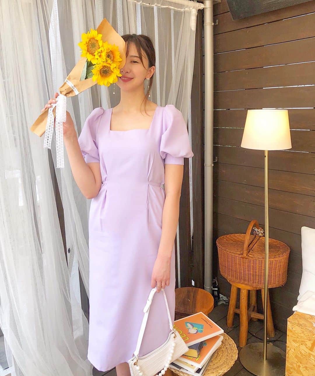 のインスタグラム：「・ 昨日から発売スタートした elle de muguet(@elle_de_muguet ) 韓国メイドオリジナルワンピースが届いたよ💜 ・ ・ ・ 着るだけで女の子ぽい気持ちになれるワンピース🥰 ・ ・ ・ 色んな色あったけど、一番すきなパープルにしてみたよ🧸 ・ ・ ・ OPEN記念イベントで新規会員登録で送料無料クーポンと割引があるみたいだからチェックしなきゃ❣️ ・ ・ ・ #elledemuguet#セレクトショップ#通販サイト#デイリールック#コーディネート#韓国ファッション#cherrysugar#韓国通販#韓国コーデ#メイク好きな人と繋がりたい#美容好きな人と繋がりたい#美意識高い人と繋がりたい#美意識向上#韓国コスメ#韓国好きな人と繋がりたい#페션스타그램#코디스타그램#오오티디#메이크업스타그램#메이크업#좋아요반사#반사#팔로우#맞팔#선팔#소통#맞팔해요#소통해요#여친짤#코디룩」