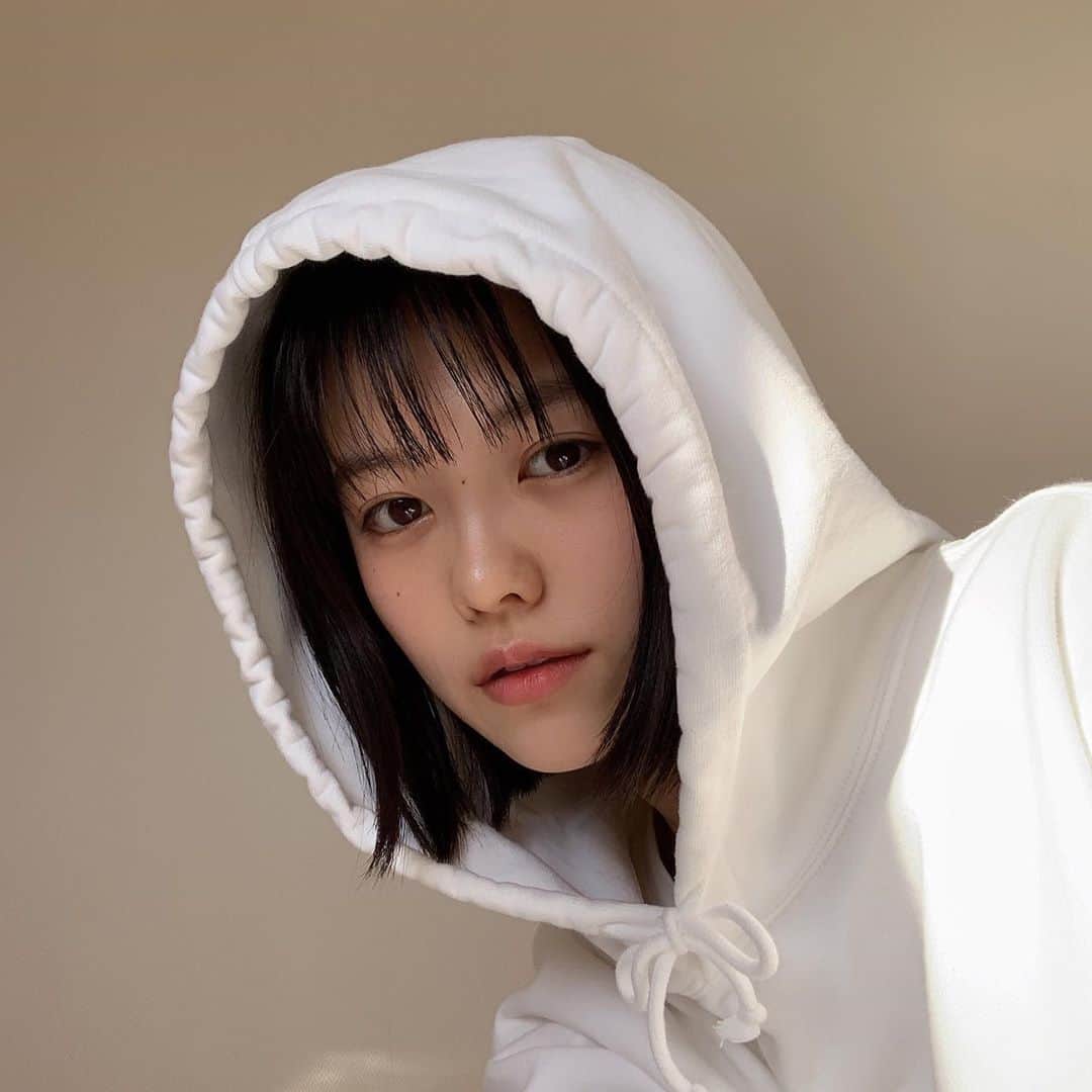 志田彩良のインスタグラム：「⚪️」