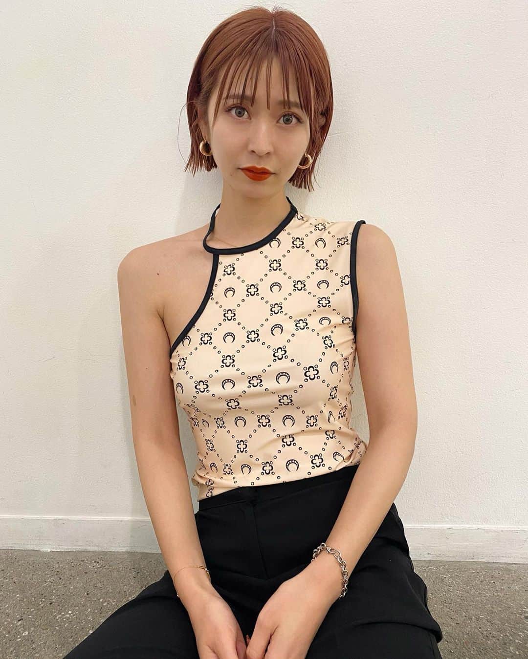 のインスタグラム：「new hair ✂︎ いまの気分🍊🍊🍊 カットは @keichiito さん、カラーは @nana_9351 ♥」