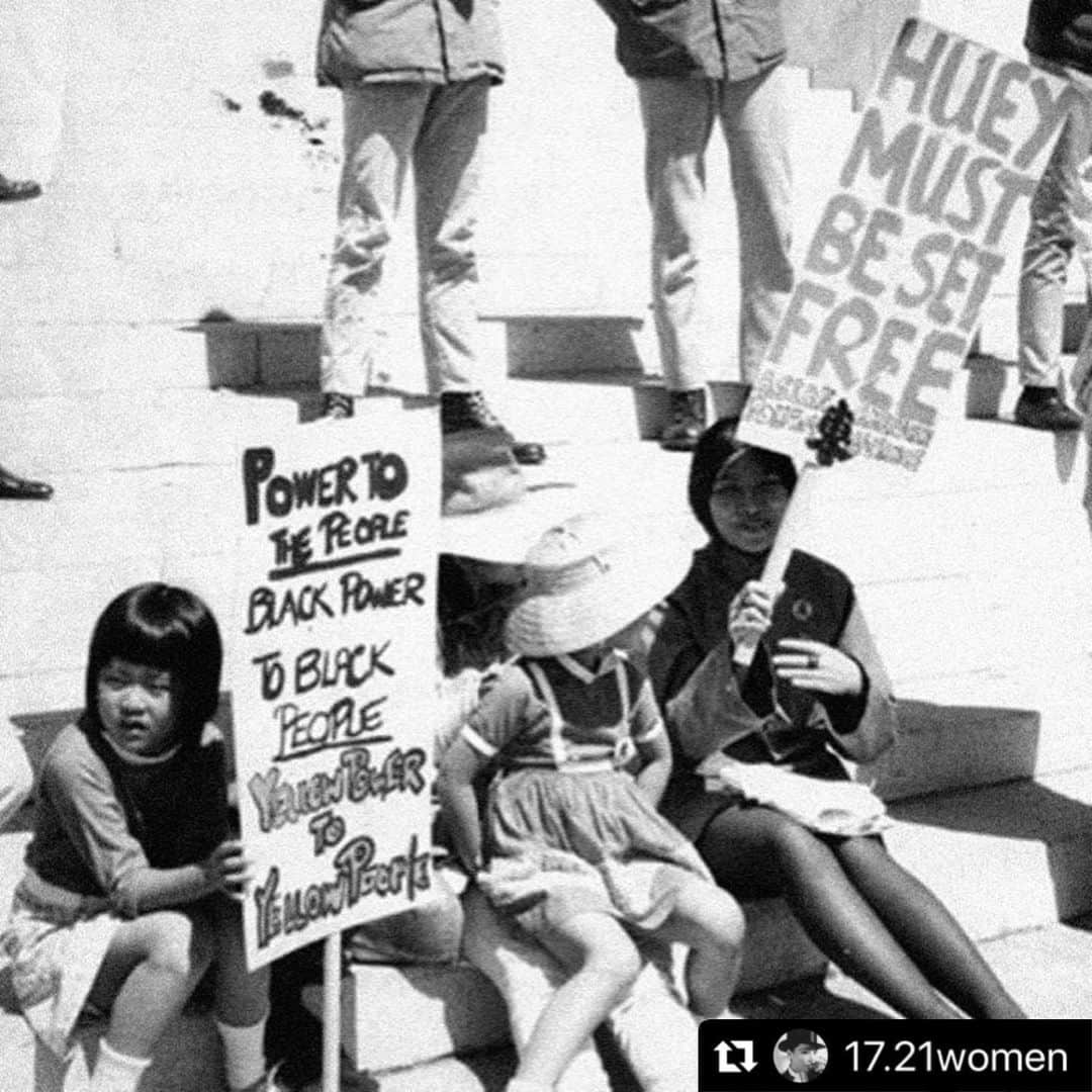 TOGAさんのインスタグラム写真 - (TOGAInstagram)「#Repost @17.21women with @make_repost ・・・ “The United States of America is a nation where people are not united because of those three glaring frailties: racism, injustices, and inequities.” —Yuri Kochiyama 河内山 百合子 (1921–2014), iconic Japanese American civil rights and anti-war activist 〰️ YELLOW PERIL SUPPORTS BLACK POWER. It’s Asian American and Pacific Islander Heritage Month. If you haven’t already, I implore you to read up on our Asian American Movement of the late 60s–70s. On the West Coast, AAPA was established by Yuji Ichioka and Emma Gee in 1968. They were deeply influenced by the Black Power and anti-war movements. At the same time on the East Coast, Asian Americans for Action (AAA, est. 1969) was founded by two Nisei women, Kazu Iijima and Minn Matsuda. Yuri Kochiyama was one of its notable members. AAA was considered the most important organization to link the Asian American Movement to the Black Power Movement. POWER TO THE PEOPLE. BLACK POWER TO BLACK PEOPLE. YELLOW POWER TO YELLOW PEOPLE. • We’ve all seen or heard about the devastating murder of Ahmaud Arbery. Please go to @colorofchange now to sign the petition and make calls. Rest In Peace and Power. ▫️ Yuri Kochiyama, from her book Passing It On: A Memoir, 2004▫️Film still from Yuri Kochiyama: Passion for Justice (1993), a documentary by Rea Tajiri and Pat Saunders▫️Oakland High School students walk out to attend a memorial rally for Bobby Hutton, the Black Panther who was killed by the Oakland Police in a shoot-out, two days after Dr. Martin Luther King, Jr. was assassinated, April 12, 1968; photo by Nikki Arai▫️Free Huey Newton (co-founder of the Black Panthers) protest, Alameda County Courthouse, Oakland, CA, 1968; photos (4, 5) by Roz Payne — #blacklivesmatter #asians4blacklives #yellowperil #blackpower #blackpanthers #asianamerican #blackhistory #yurikochiyama #freehuey #ahmaudarbery #runwithmaud」6月9日 21時32分 - togaarchives