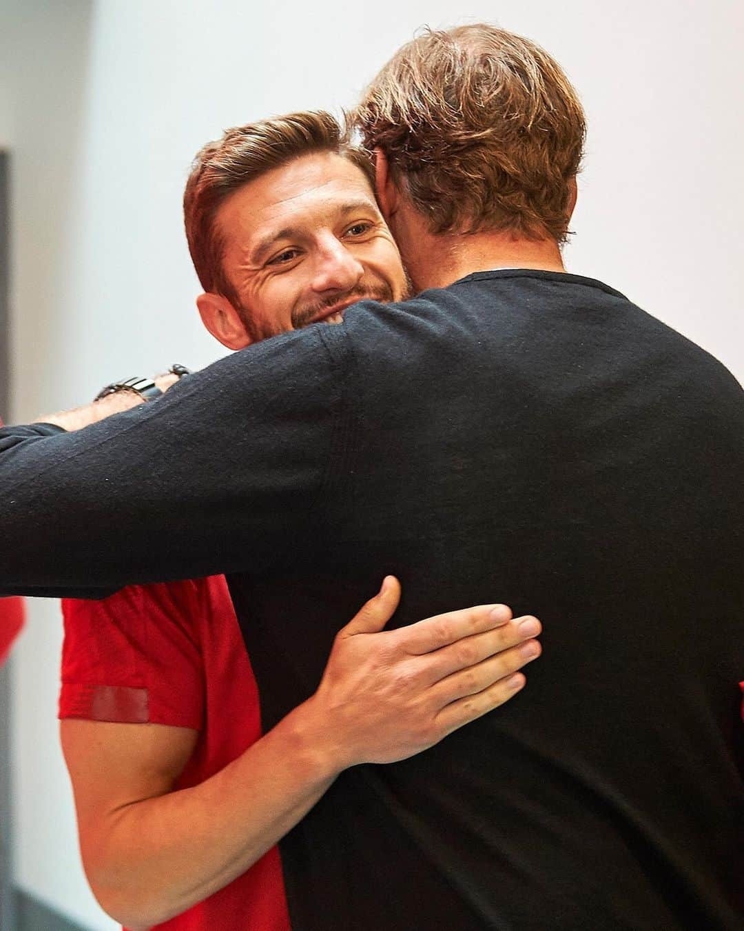 リヴァプールFCさんのインスタグラム写真 - (リヴァプールFCInstagram)「“It is not possible for me to find words in the English language to properly explain the importance of Adam Lallana during my period of being manager of this club. A top-class professional and an even better person.” 🙌 The boss on @officiallallana 🙌 #LFC #LiverpoolFC」6月9日 21時48分 - liverpoolfc