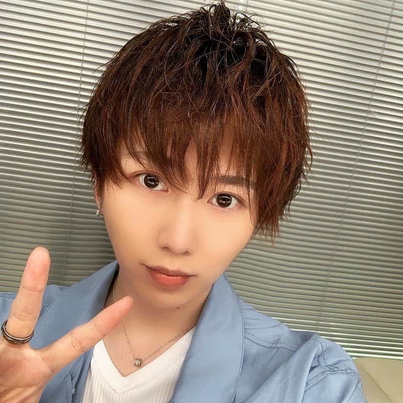 高橋ふみやのインスタグラム：「本日のaupayマーケットさん ありがとうございました！！ 本日はアフタートークが ありませんので アーカイブはTwitterにリンク 貼ってありますのでご覧下さい☆」