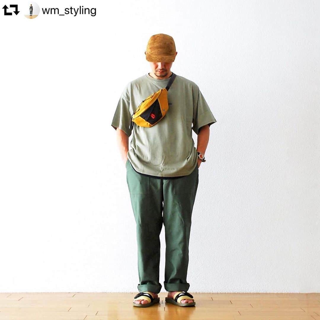 wonder_mountain_irieさんのインスタグラム写真 - (wonder_mountain_irieInstagram)「#repost @wm_styling ・・・ ［#20SS_WM_styling.］ _ styling.(height 168cm weight 64kg) cap→ #HenderScheme　￥16,200- tee→ #WELLDER ￥9,900- pants→ #EngineeredGarmentsWORKADAY ￥26,400- sandal→ #MOUNTAINSMITH ￥10,890- bag→ #KLATTERMUSEN ￥14,300- watch→ #Nigel Cabourn × TIMEX　￥31,900- _ 〈online store / @digital_mountain〉 → http://www.digital-mountain.net _ 【オンラインストア#DigitalMountain へのご注文】 *24時間受付 *15時までのご注文で即日発送 *期間限定、送料無料 tel：084-973-8204 _ We can send your order overseas. Accepted payment method is by PayPal or credit card only. (AMEX is not accepted) Ordering procedure details can be found here. >>http://www.digital-mountain.net/html/page56.html _ 本店：@Wonder_Mountain_irie 系列店：@hacbywondermountain (#japan #hiroshima #日本 #広島 #福山) _」6月10日 8時42分 - wonder_mountain_