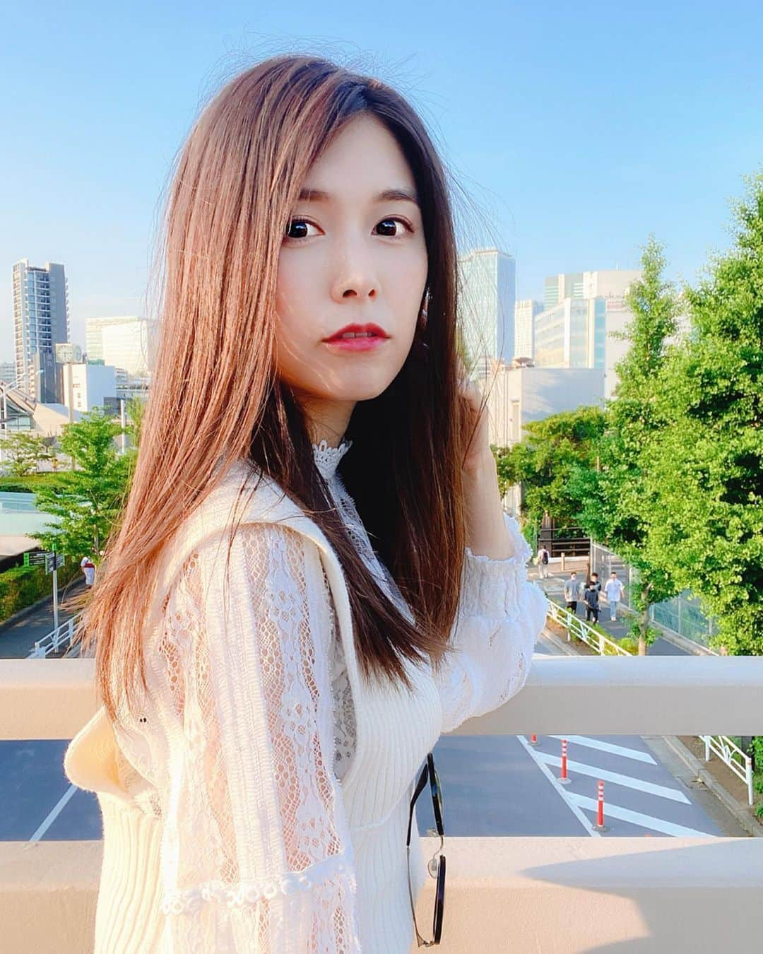 麻衣愛さんのインスタグラム写真 - (麻衣愛Instagram)「雨女が晴れ女に変わった瞬間☀️ . 風は強かったけれども😏 #shooting #fashion #撮影会 #晴れて良かった #楽しかった #ありがとう」6月10日 0時12分 - maiaiii_0814