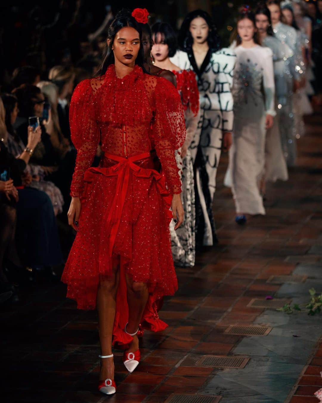 Fashion Weekのインスタグラム：「As part of our commitment to highlighting how our fashion industry is heeding the call to create change, we will continue to feature businesses that are taking action to support the Black Community. @Rodarte expressed its commitment to listen, learn and fight systemic racism. The brand’s action: Rodarte will donate all net profit from sales on Rodarte.net from June 5 through ‪July 31, 2020 to the @naacp_ldf. Visit Rodarte.net/naacp-legal-defense-fund for more info.」