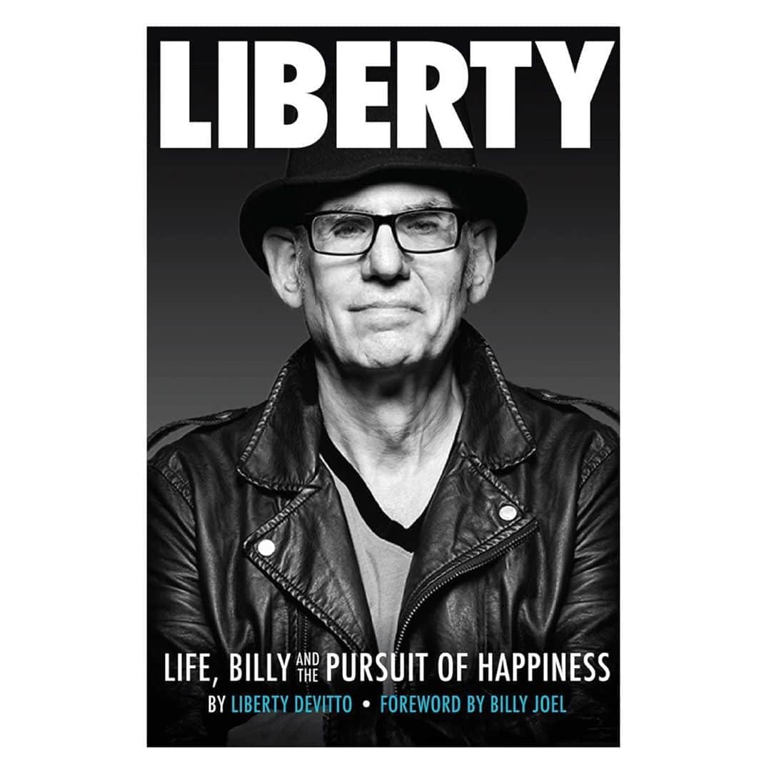 トーレイ・デヴィートのインスタグラム：「My father, @liberty_devitto wrote an autobiography and it is available for pre-order TODAY.  YOU GUYS!  I am not kidding (or being biased) when I say, it is SO GOOD!  Go to hudsonmusic.com to snag an autographed copy or click the link in my bio!  Can’t wait for you all to read it! 🖤 #prouddaughter 🥁」
