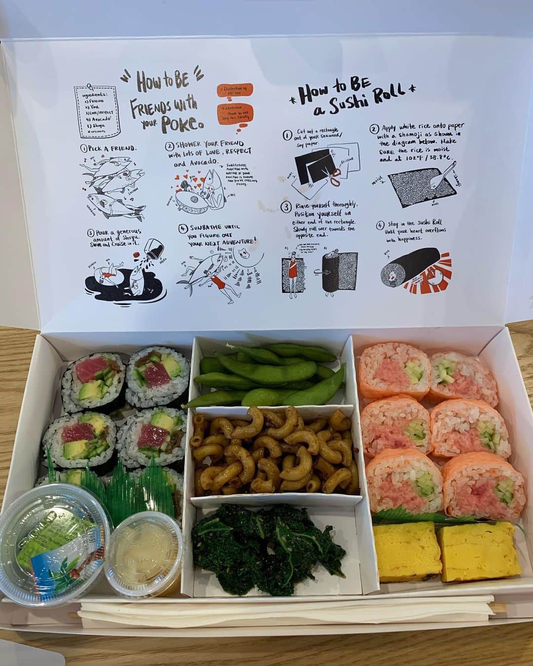 飯島寛子さんのインスタグラム写真 - (飯島寛子Instagram)「パンデミックの渦中、6月9日にカパフルにChef’s poke&Sushi Rollがオープンしました。地元食材にこだわったミュシュラン1つ星をとった末吉シェフ上品な味。  アメリカ本土で40年のシェフ・レストラン事業のご経歴をもつ山形出身のマネージャーの横戸さんにお話しを伺いました。 店内壁画は人気アーティストクリスGoto😊#chefspokeandsushiroll #ハワイ暮らし　#ポケ　#寿司ロール　#krisgo @reikotrogers @chihirokitagawa @kgotoart」6月10日 9時17分 - hirokoiijima