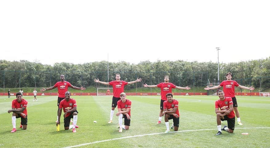 ジェシー・リンガードさんのインスタグラム写真 - (ジェシー・リンガードInstagram)「Another 45mins in the tank 🔋 preparing for the 19th 💪🏾 #WinningTeam #MUFC」6月10日 4時53分 - jesselingard