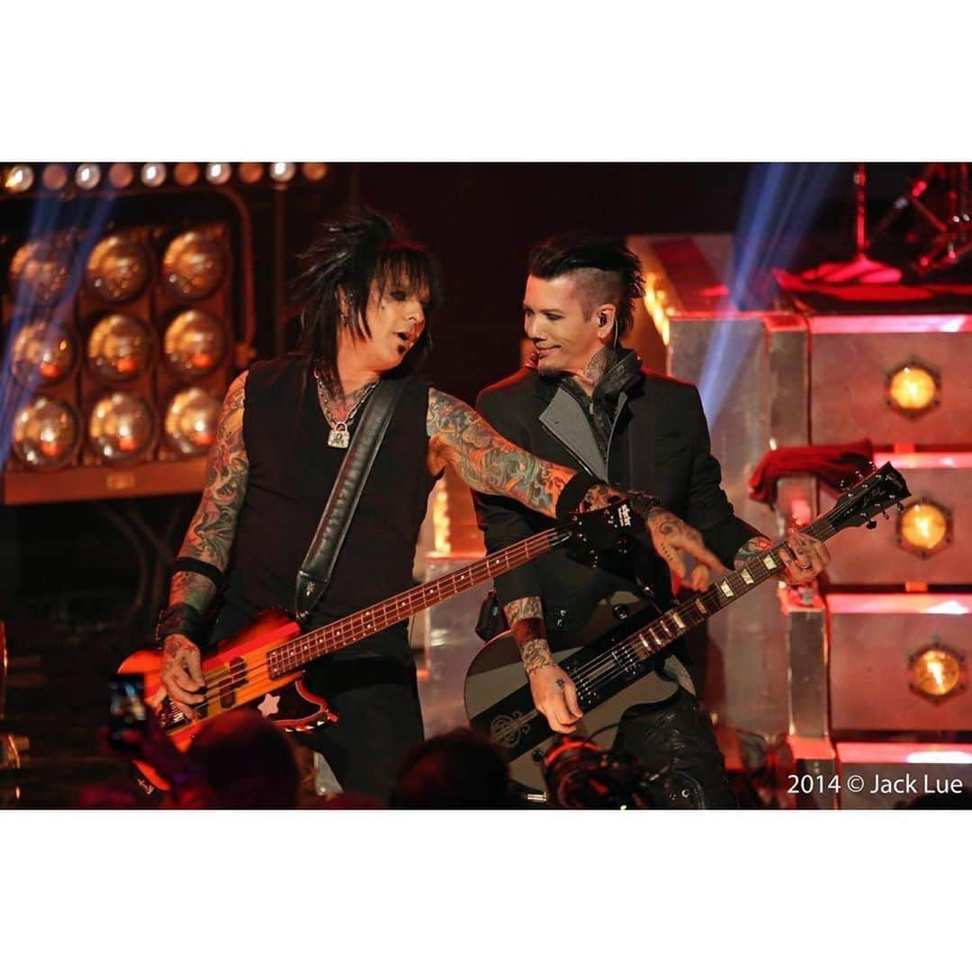 SIXX:A.M.さんのインスタグラム写真 - (SIXX:A.M.Instagram)「Take Me Back Tuesday!  SIXX:A.M. @iHeart Theater LA 2014-10-07.  @sixxam ⁣⁣ ⁣⁣ 📷: @jacklue ⁣⁣ ⁣⁣ @nikkisixxpixx @djashba @iheartradio @highwiredazeonline @htbarp @canonusa @motleycrue @canon.photographers #jacklue  #jackluephotography #highwiredazeonline #highwiredaze #highwiredazemagazine #htbarp #iheartradio #iheartla #motleycrue #musicphotographer #musicphotography #canon #canonphotography #teamcanon」6月10日 5時48分 - sixxam