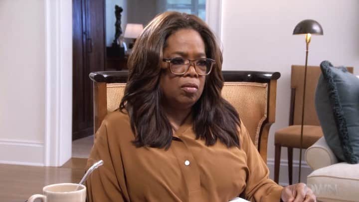 オプラ・ウィンフリーのインスタグラム：「I’ve been talking about racism on TV now for over 35 years, but I don’t recall a moment quite like this one. And just like many of you, I’ve been talking with friends and I noticed the same questions kept coming up: Is this the moment that will finally change our country? Will people recognize systemic racism for the problem and evil that it is? Where do we go from here? So I’m gathering critical thinkers (like @ava) that match their words with actions because that’s what we need: ACTION. Join me tonight for an #OWNSpotlight special, “Where Do We Go From Here?” at 9|8c on @OWNTV or on my Facebook page at 10|9c.」
