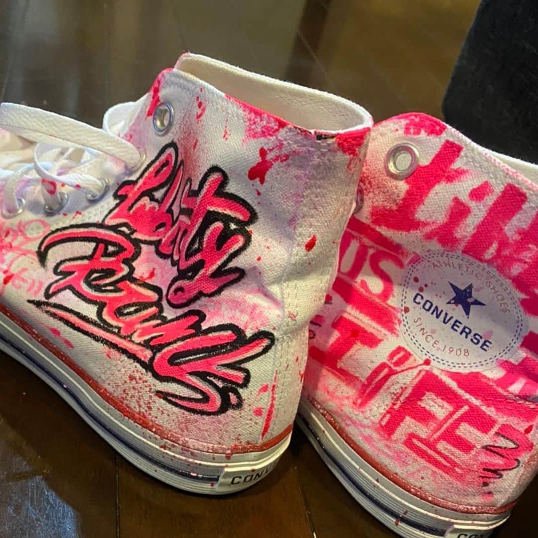 Wataru Katoさんのインスタグラム写真 - (Wataru KatoInstagram)「Liberty walkシュズを作って見ました🙂  #シューズ#shoes#converse #libertywalk#lbworks#lbnation#libertywalkkato#nike#adidas #pink」6月10日 6時23分 - libertywalkkato
