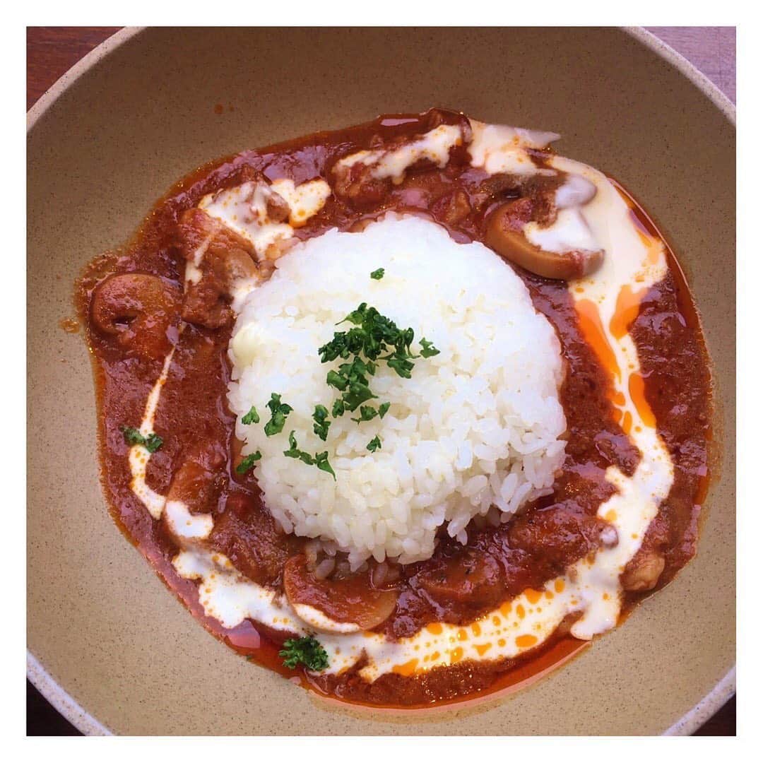 happymail_デート部のグルメインスタ