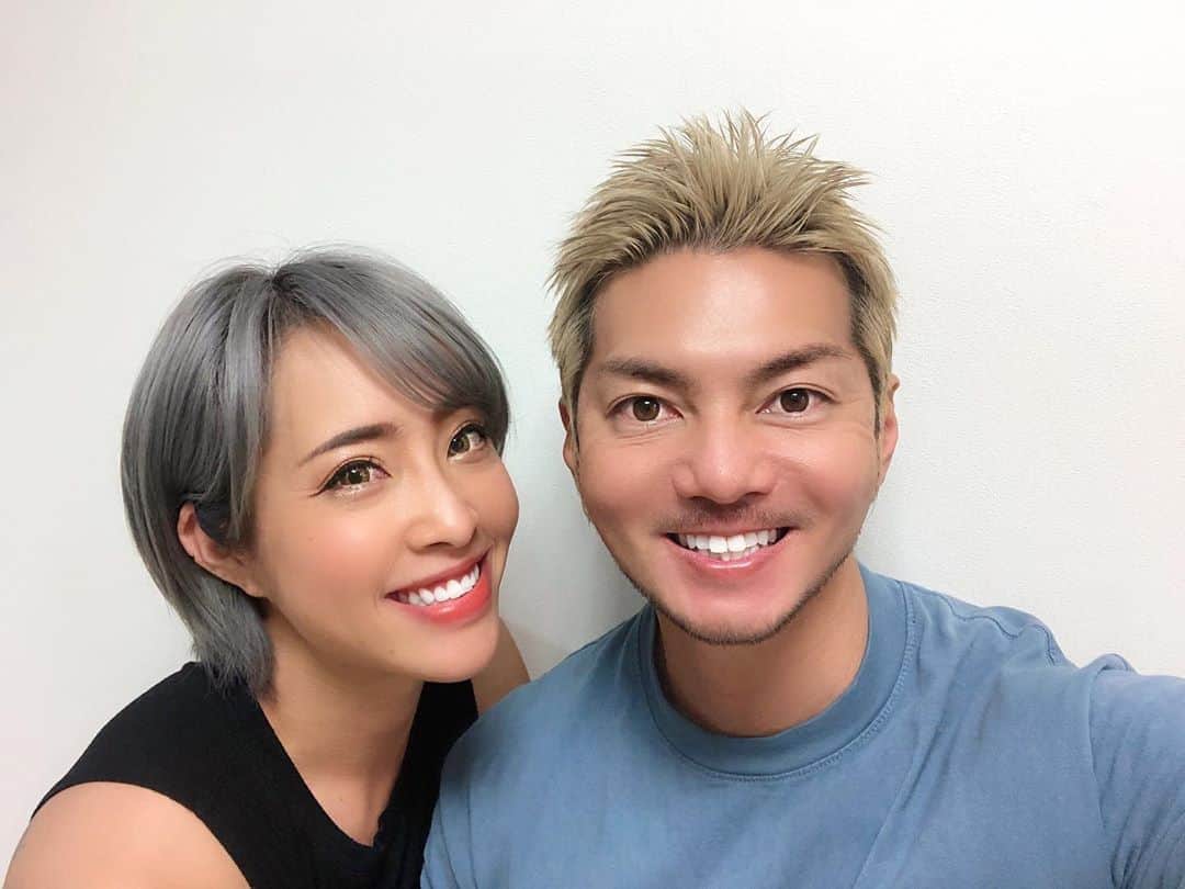 のインスタグラム：「ホワイトニング🦷行ってきました😙💓﻿ 今回はかなり空いてしまったので﻿ 久々に行けて嬉しいです🙈☘️✨﻿ 【 @whitelabtokyo 】 いつも2人で月1メンテナンス💎✨﻿ ﻿ やっぱり歯🦷は白くないとね🥺❣️﻿ ﻿ #ホワイトニング﻿ ﻿ #筋トレ﻿ #筋肉﻿#腹筋女子 #フィットネス」